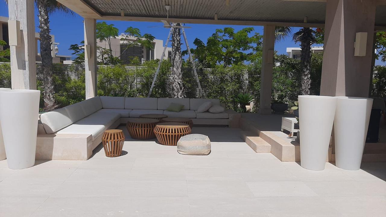 Hacienda White 3