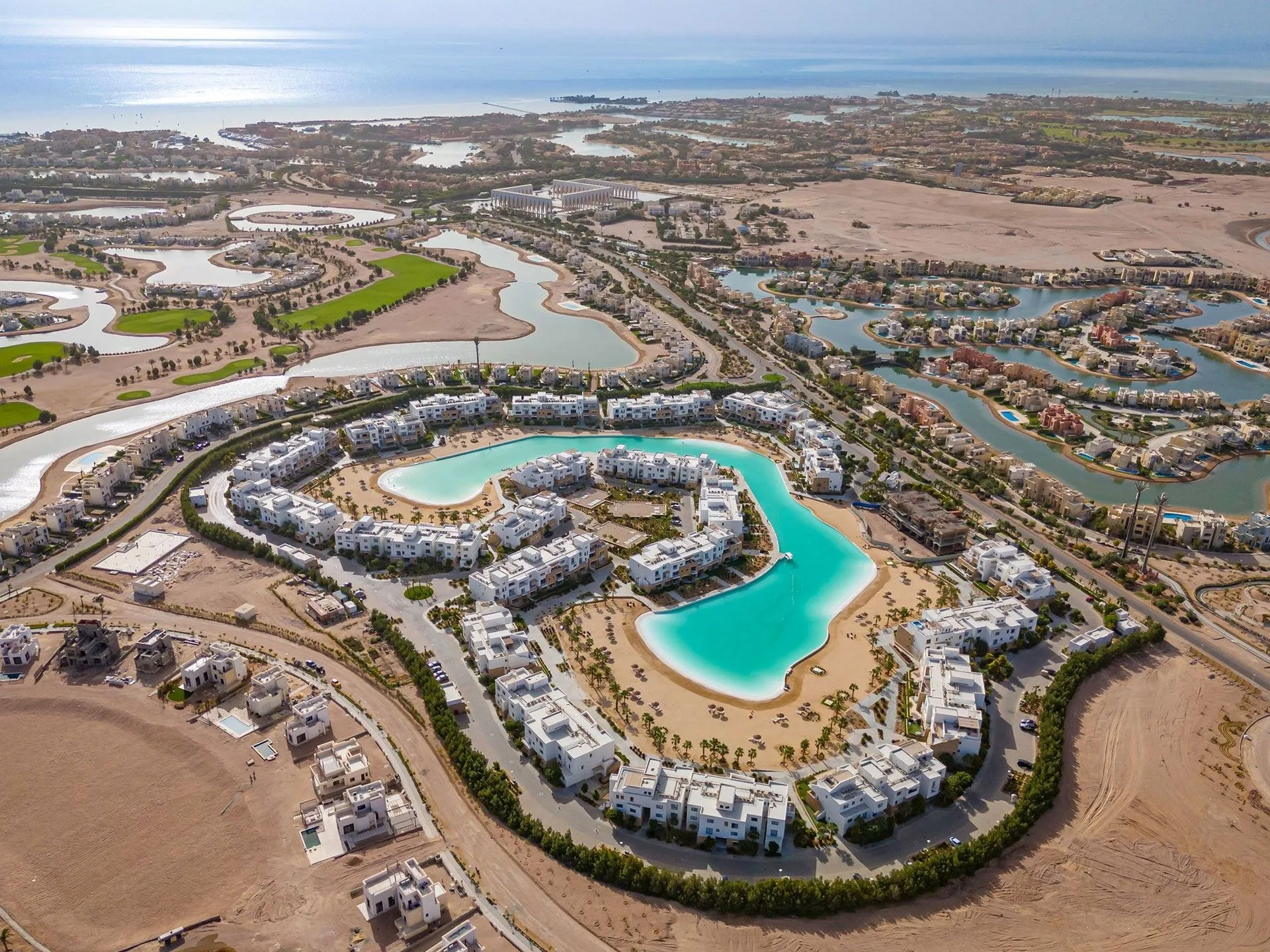 Swanlake El Gouna 2